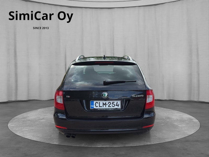 Skoda Superb vaihtoauto