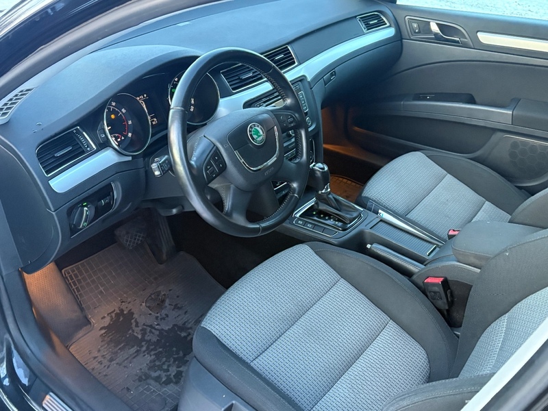 Skoda Superb vaihtoauto