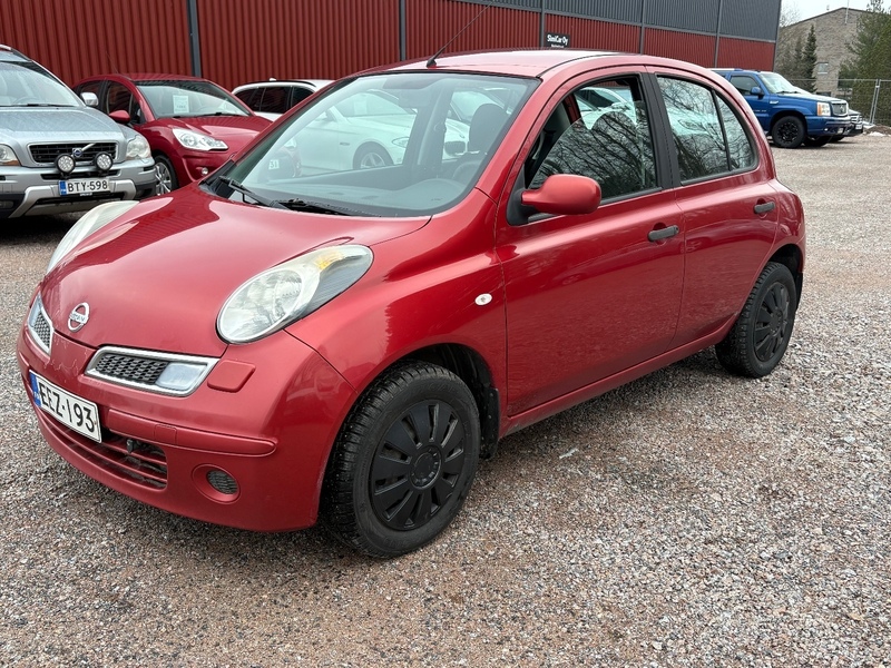 Nissan Micra vaihtoauto