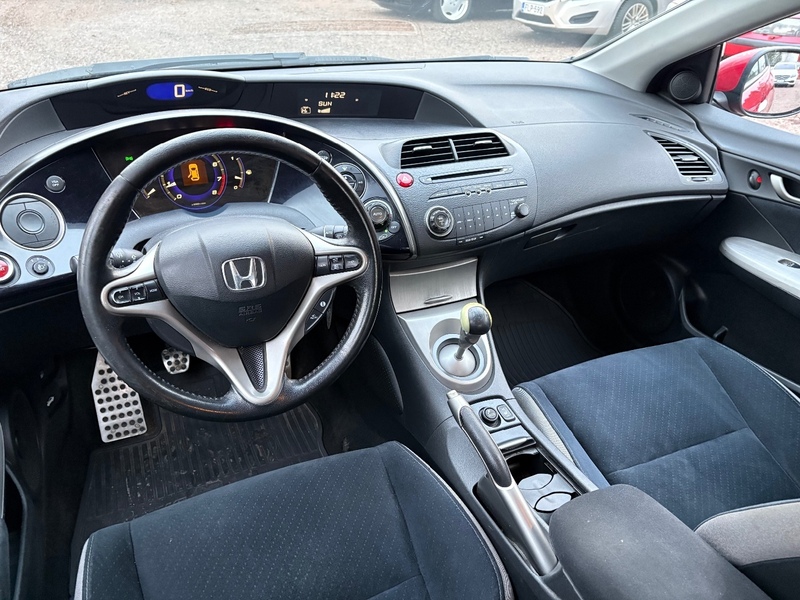 Honda Civic vaihtoauto