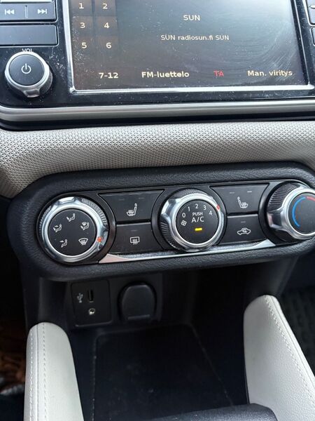 Nissan Micra vaihtoauto