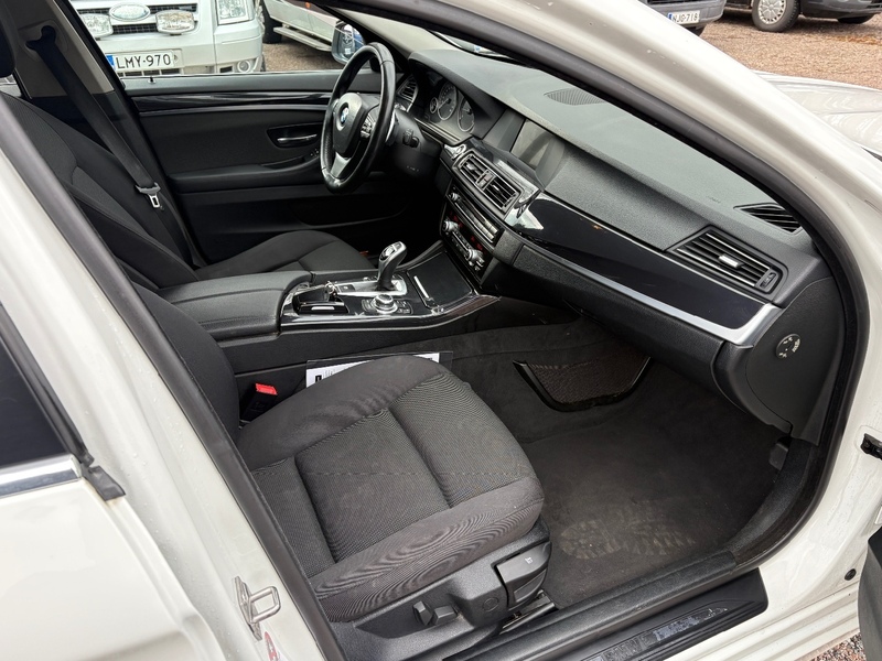 BMW 520 vaihtoauto
