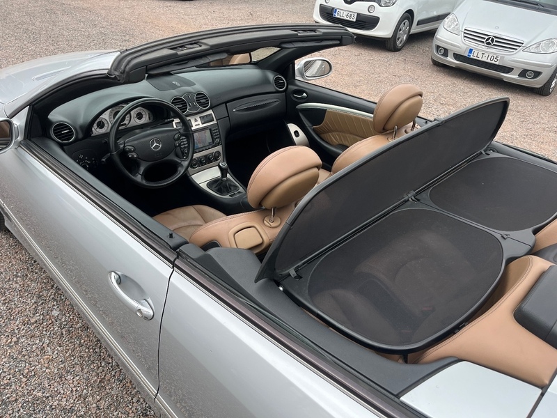 Mercedes-Benz CLK vaihtoauto