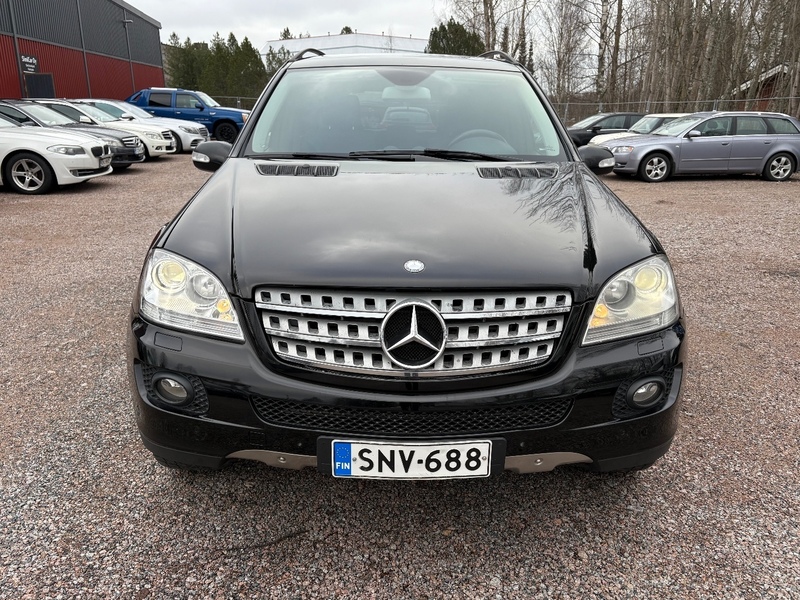 Mercedes-Benz ML vaihtoauto
