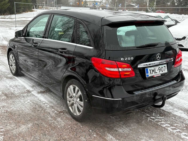 Mercedes-Benz B vaihtoauto