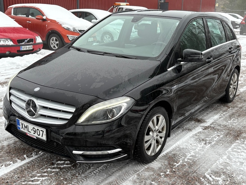 Mercedes-Benz B vaihtoauto