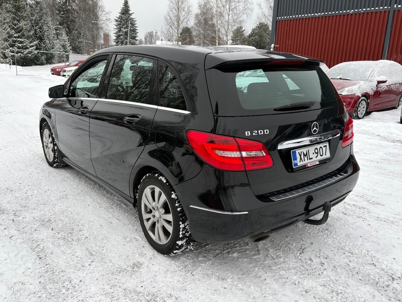 Mercedes-Benz B vaihtoauto