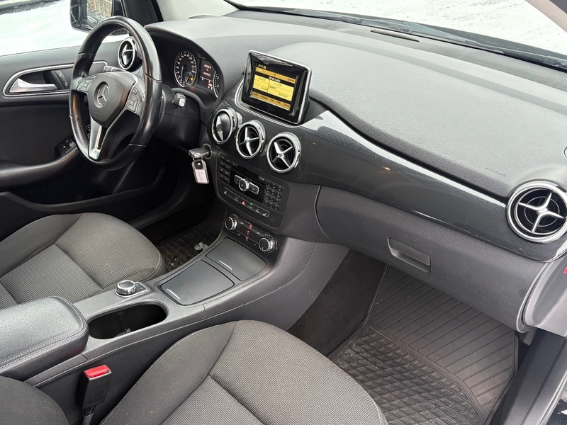 Mercedes-Benz B vaihtoauto