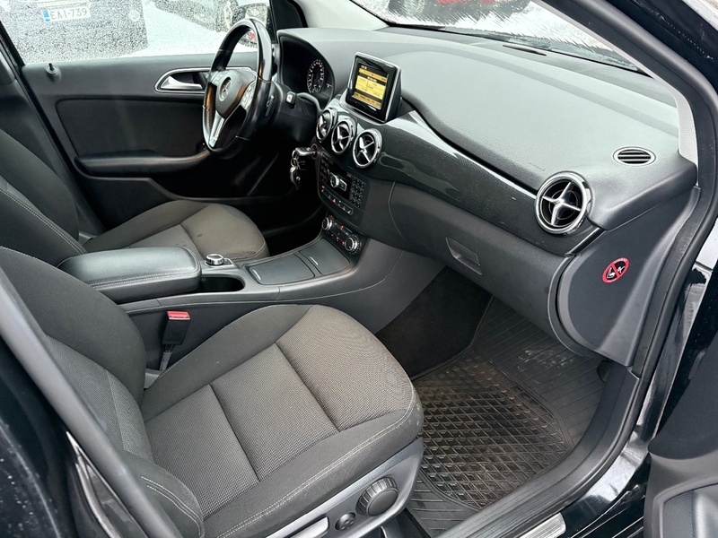 Mercedes-Benz B vaihtoauto