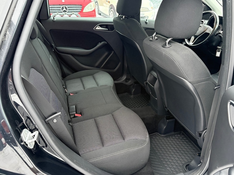 Mercedes-Benz B vaihtoauto