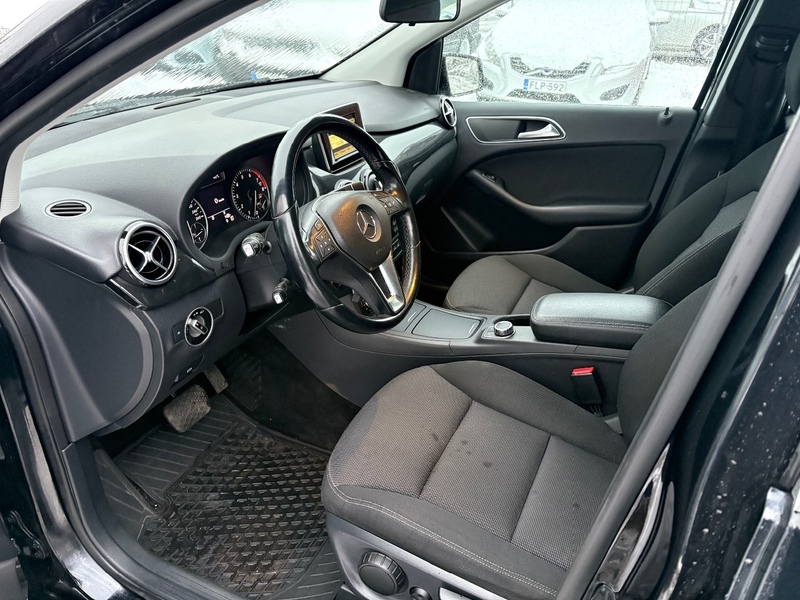 Mercedes-Benz B vaihtoauto