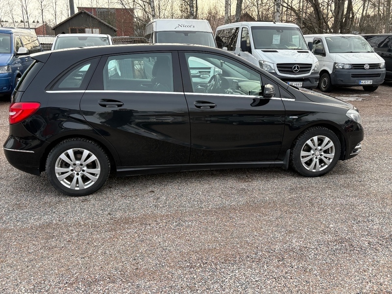 Mercedes-Benz B vaihtoauto