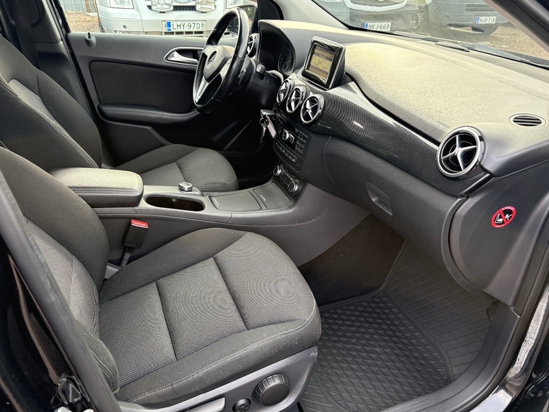 Mercedes-Benz B vaihtoauto