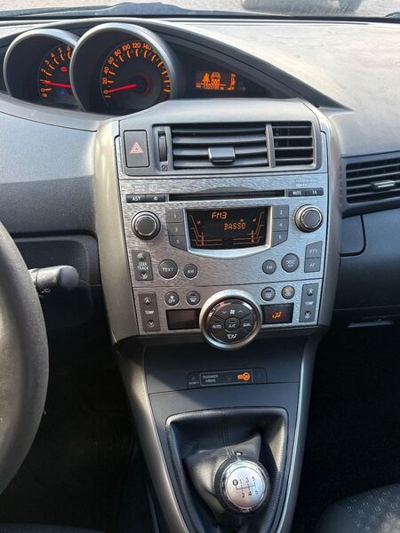 Toyota Verso vaihtoauto