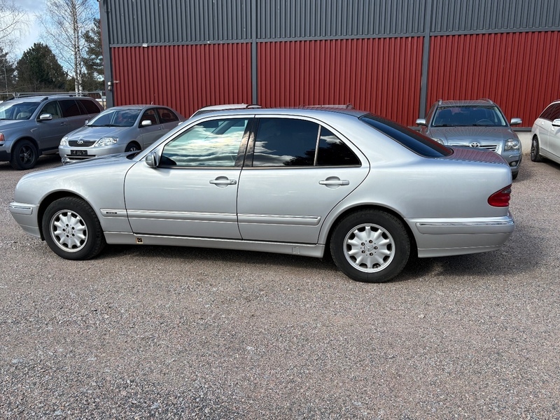 Mercedes-Benz E vaihtoauto