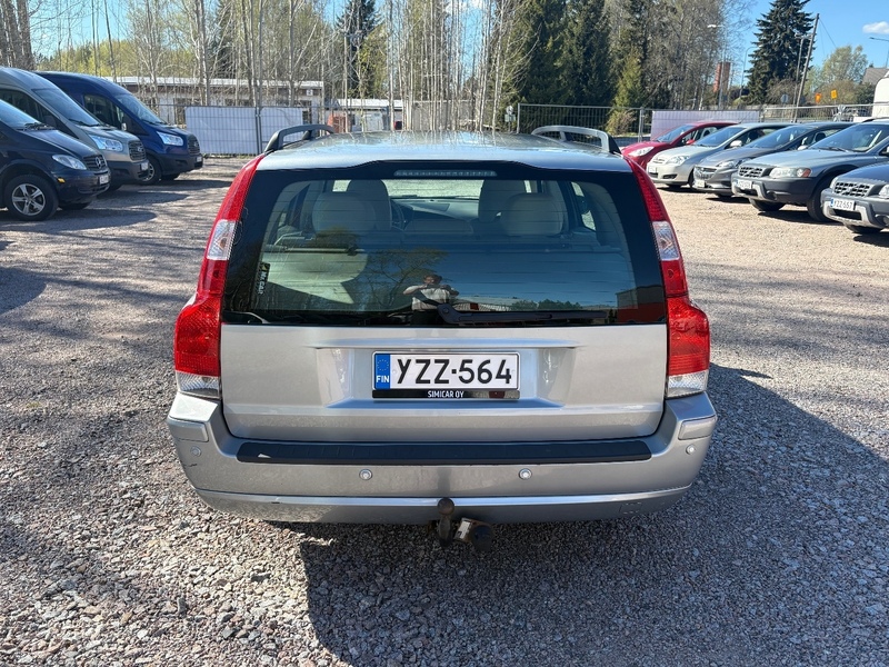 Volvo V70 vaihtoauto