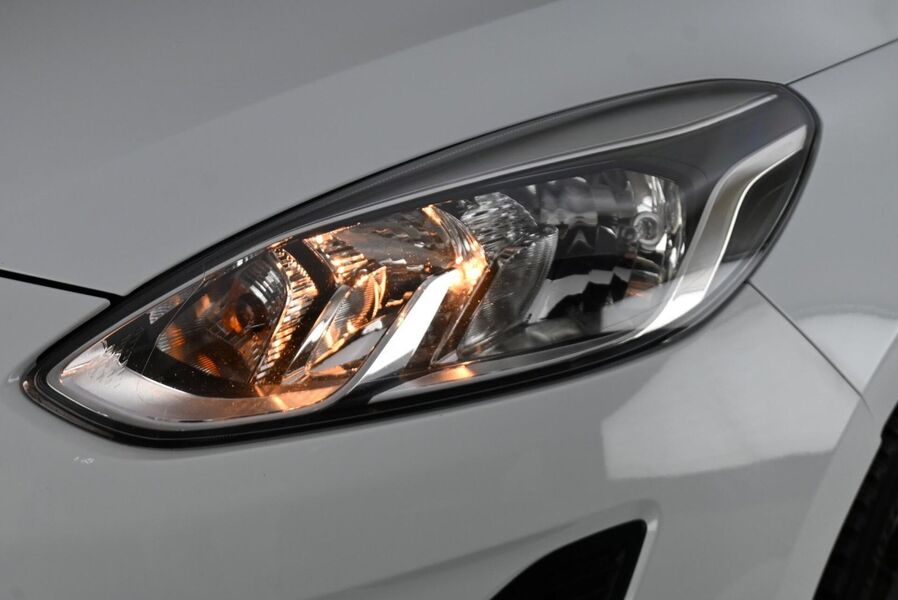 Ford Fiesta Van vaihtoauto