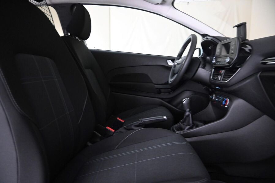 Ford Fiesta Van vaihtoauto