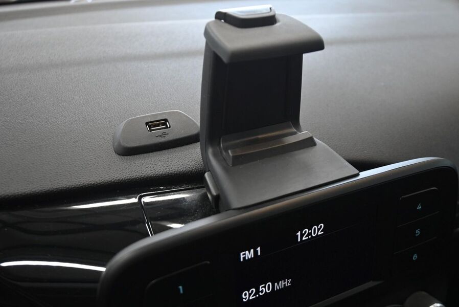 Ford Fiesta Van vaihtoauto