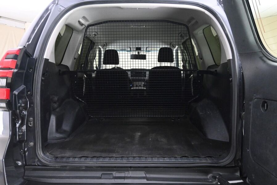 Toyota Land Cruiser vaihtoauto