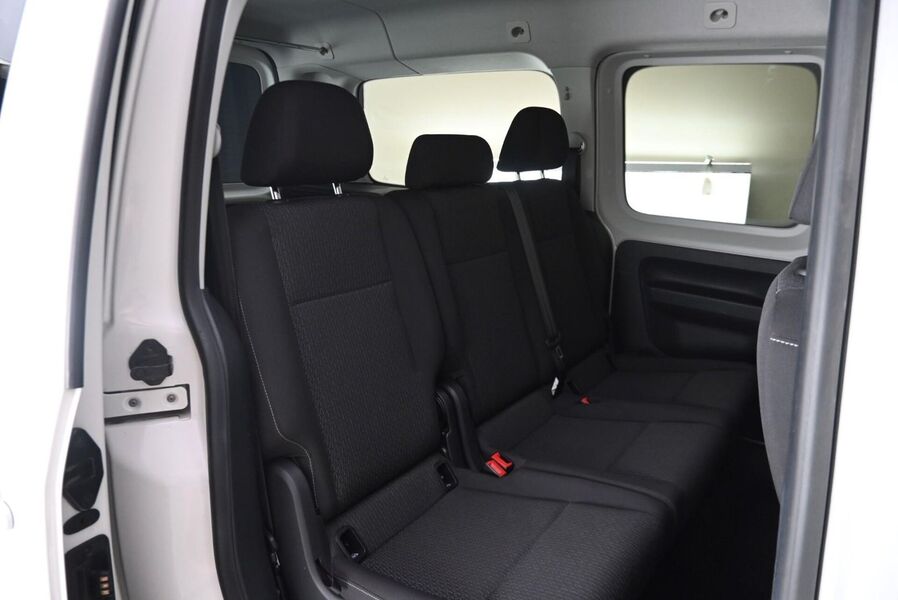 Volkswagen Caddy Maxi vaihtoauto