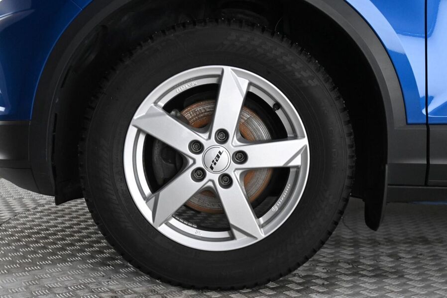 Volkswagen T-Roc vaihtoauto