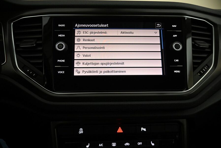 Volkswagen T-Roc vaihtoauto