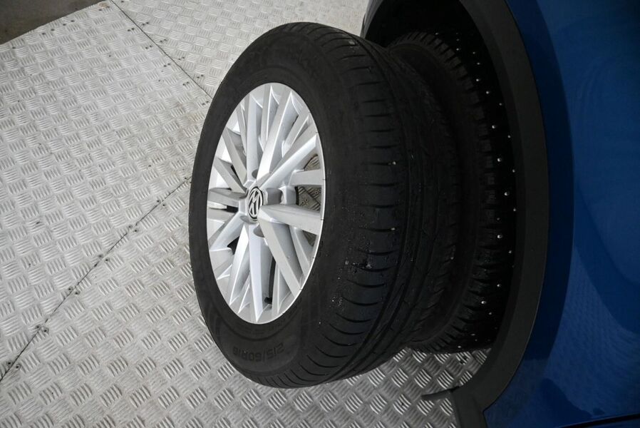 Volkswagen T-Roc vaihtoauto