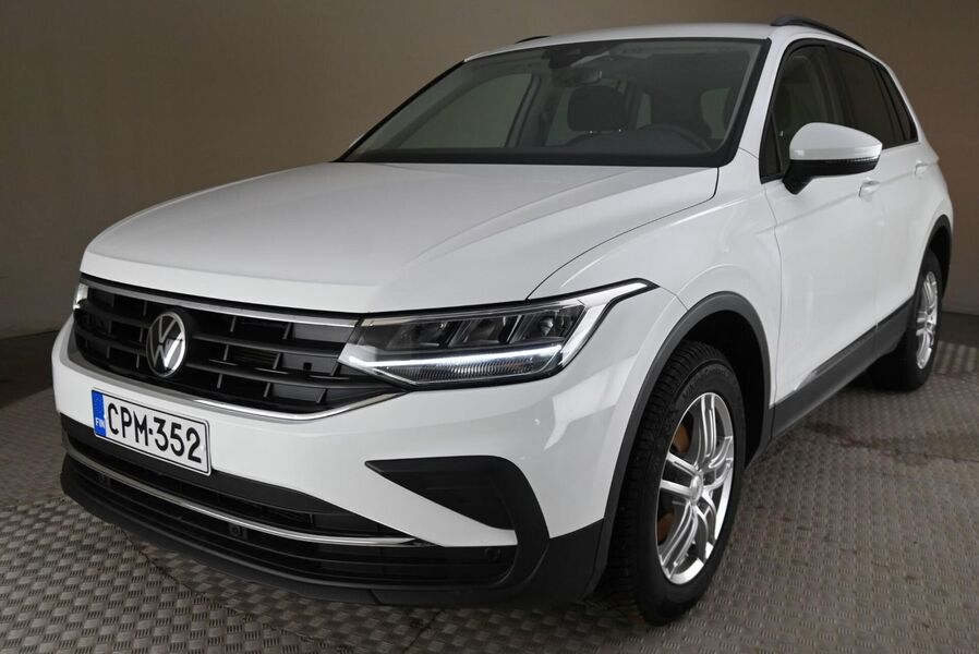 Volkswagen Tiguan vaihtoauto