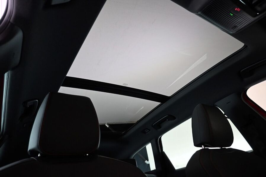 SEAT Leon Sportstourer vaihtoauto