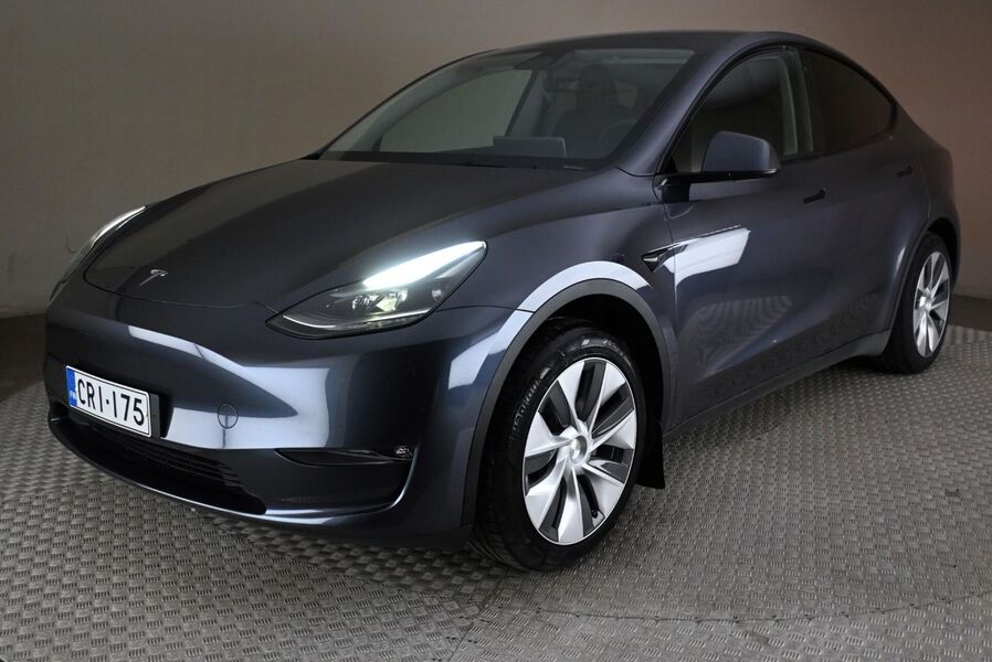 Tesla Model Y vaihtoauto