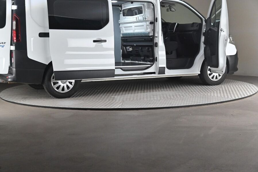 Renault Trafic vaihtoauto