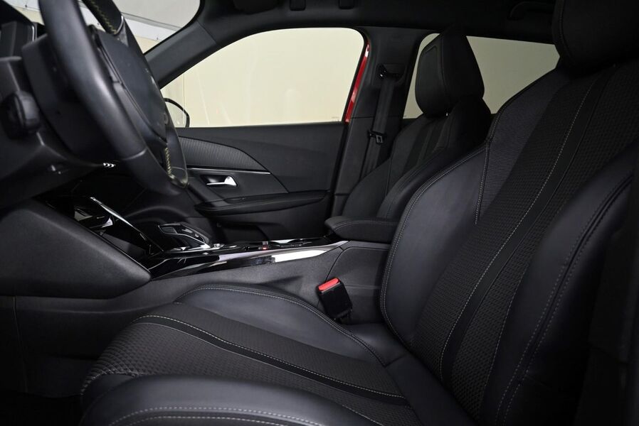 Peugeot e-2008 vaihtoauto