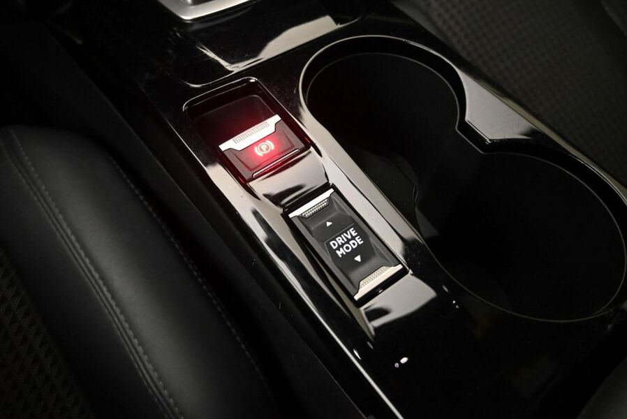 Peugeot e-2008 vaihtoauto