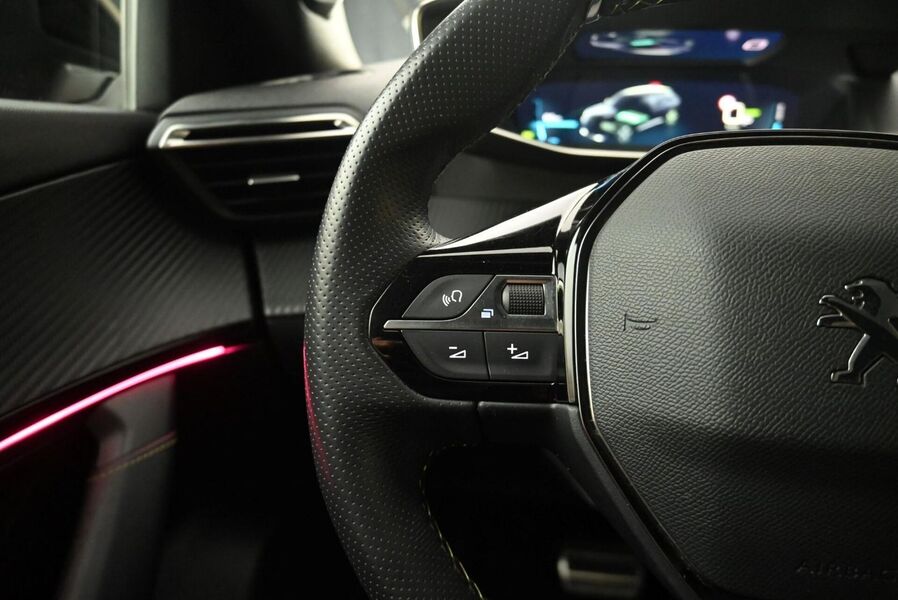 Peugeot e-2008 vaihtoauto