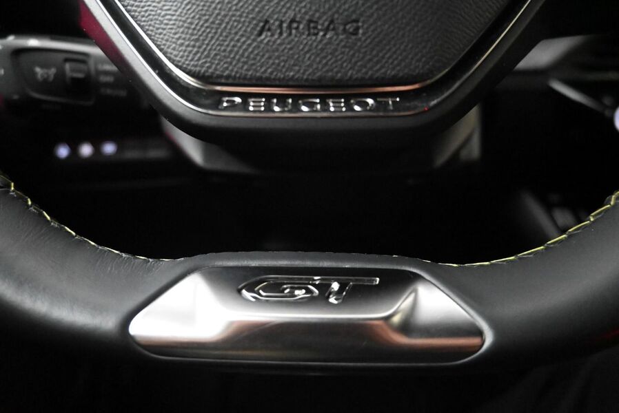 Peugeot e-2008 vaihtoauto