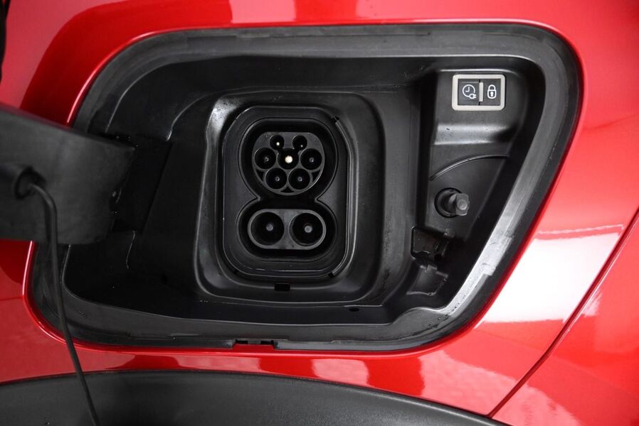 Peugeot e-2008 vaihtoauto