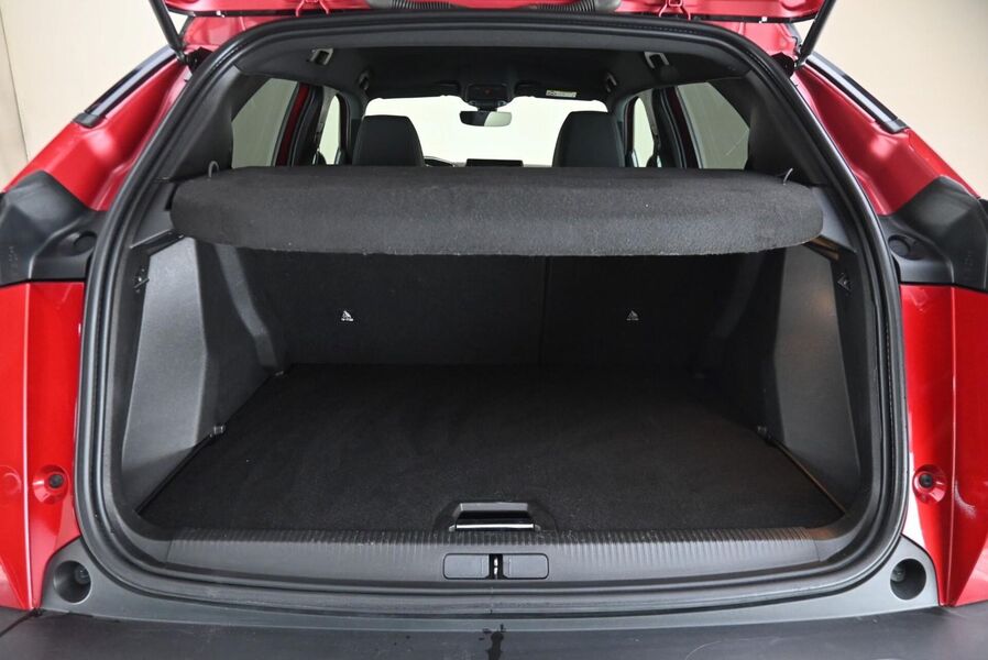 Peugeot e-2008 vaihtoauto