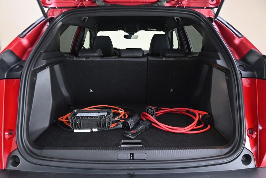 Peugeot e-2008 vaihtoauto