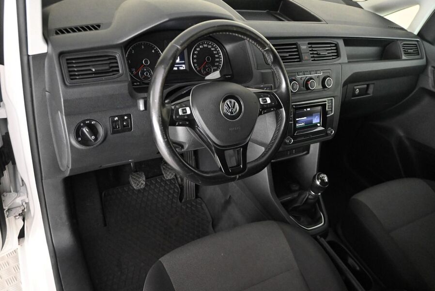 Volkswagen Caddy Maxi vaihtoauto