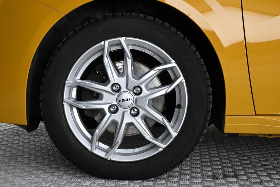 Peugeot 208 vaihtoauto