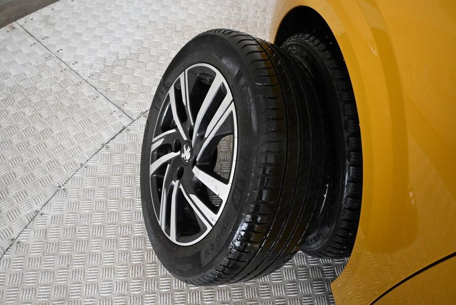 Peugeot 208 vaihtoauto