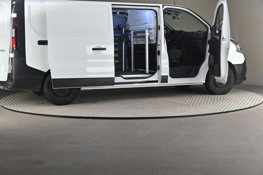 Renault Trafic vaihtoauto