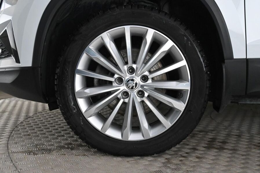 Skoda Karoq vaihtoauto