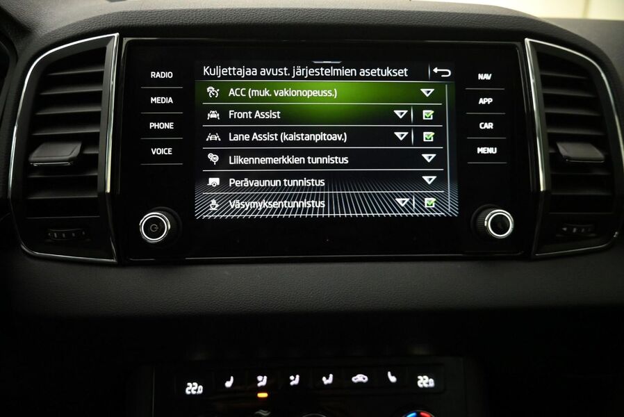 Skoda Karoq vaihtoauto