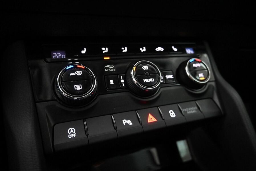 Skoda Karoq vaihtoauto