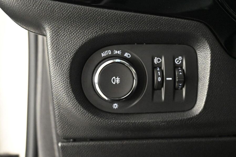 Opel Corsa-e vaihtoauto