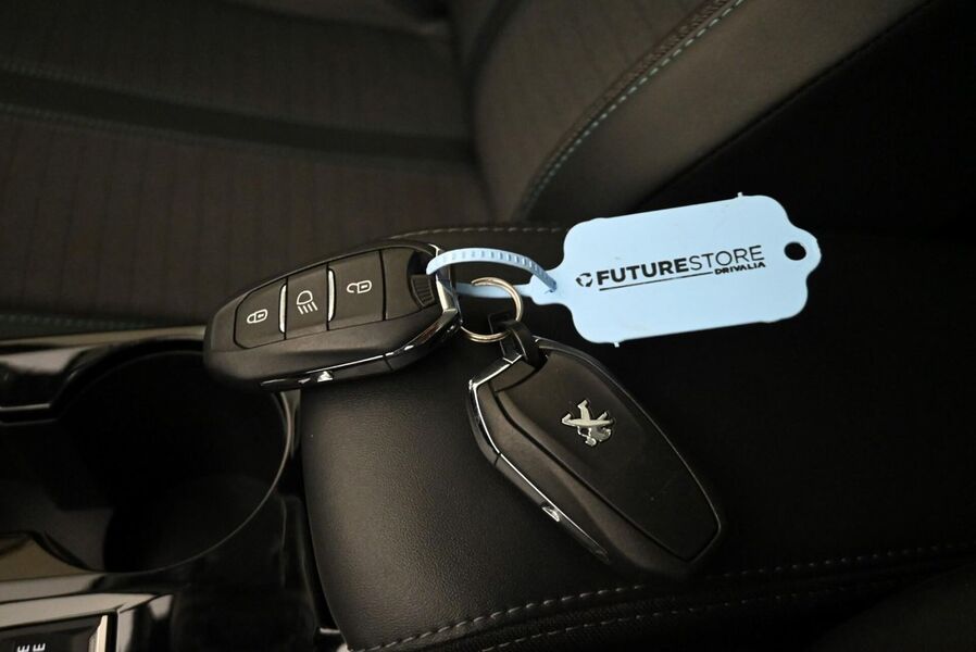 Peugeot e-2008 vaihtoauto