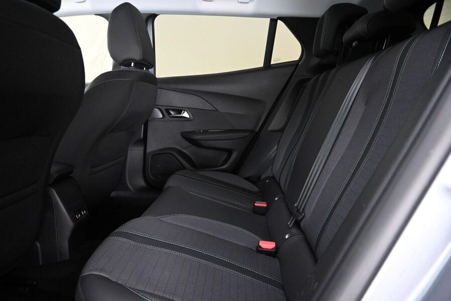 Peugeot e-2008 vaihtoauto