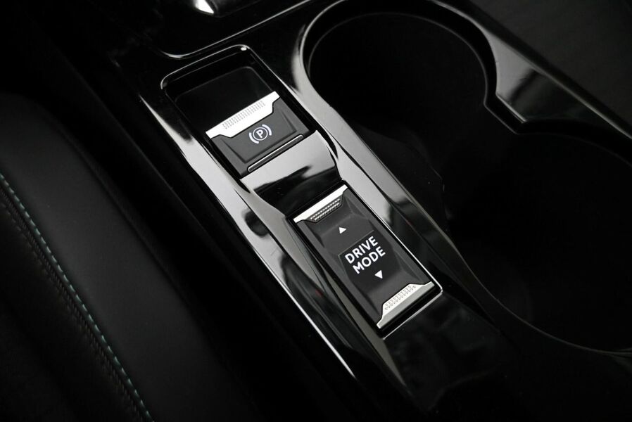 Peugeot e-2008 vaihtoauto